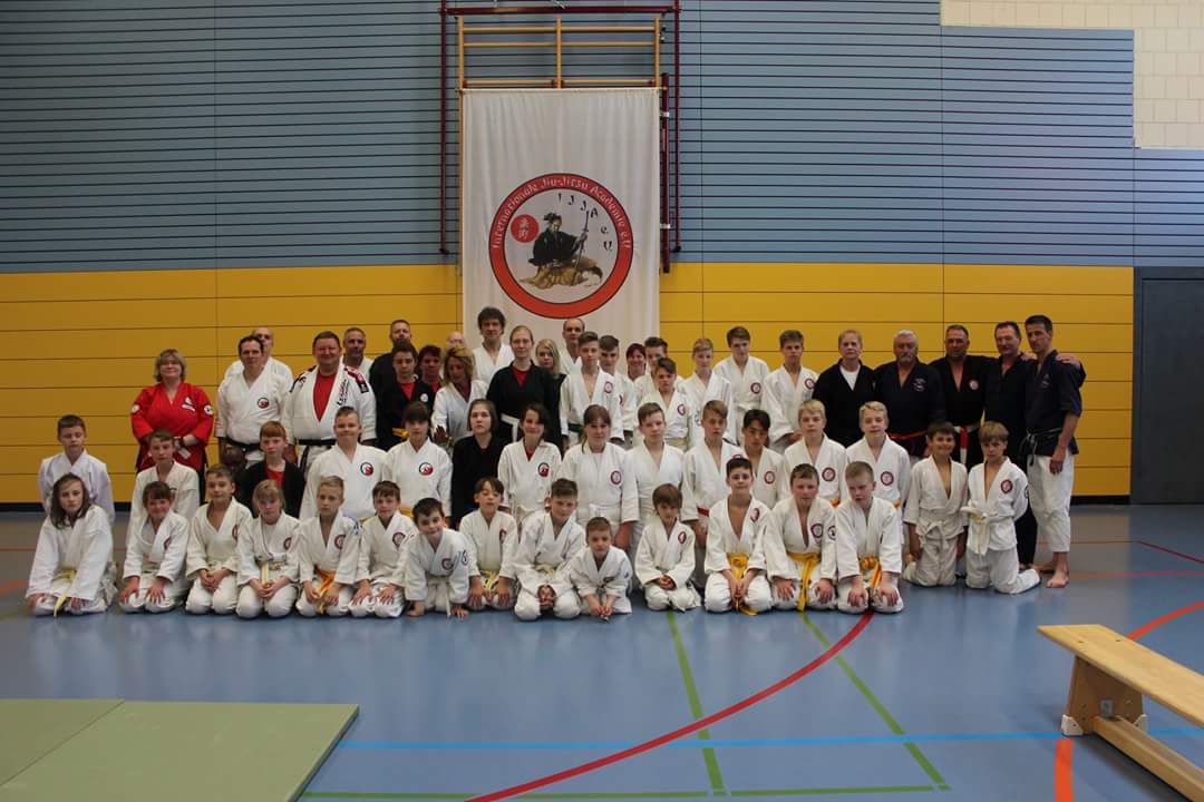 Traditionelles Karate Zanshin Halle